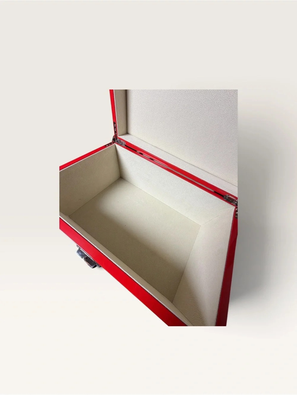 ALLURE BEAUTY Red Lacquered Storage Box with Cream Interior